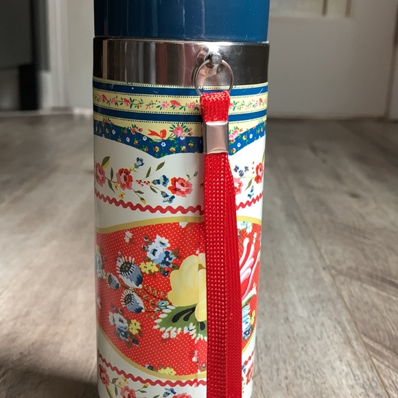Floral thermos with cup - Picture 3 of 9